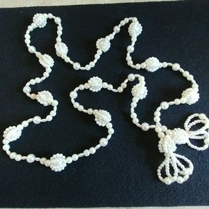 Gorgeous 21-in. statement necklace